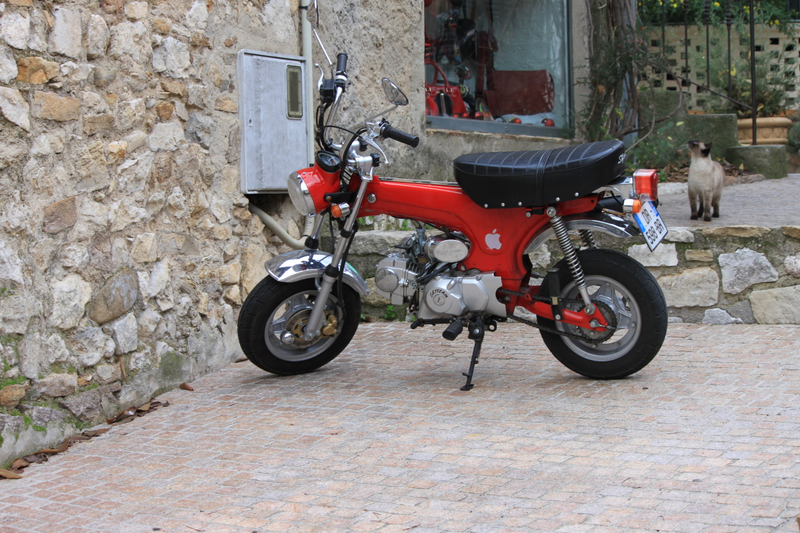 Illustration for article titled Mediterranean Cruise Car Spotting and Other Cool Stuff Photo Dump